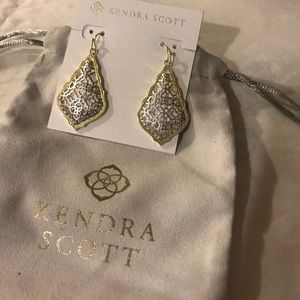 Kendra Scott Addie Earrings